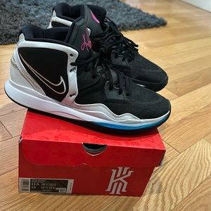 Men’s kyrie infinity basketball sneakers size 11.5